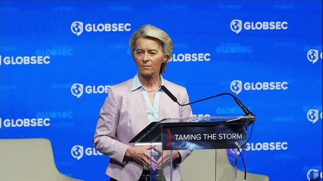 Von der Leyen, monito a Orbán: La pace non può mai significare resa
