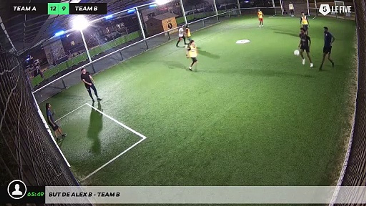 But de Alex B - Team B
