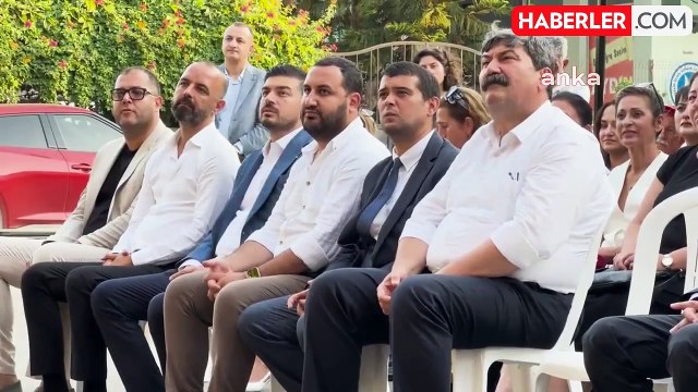 Mersin Büyükşehir Belediye Başkanı Vahap Seçer Zafer Bayramı kutlamalarına katıldı