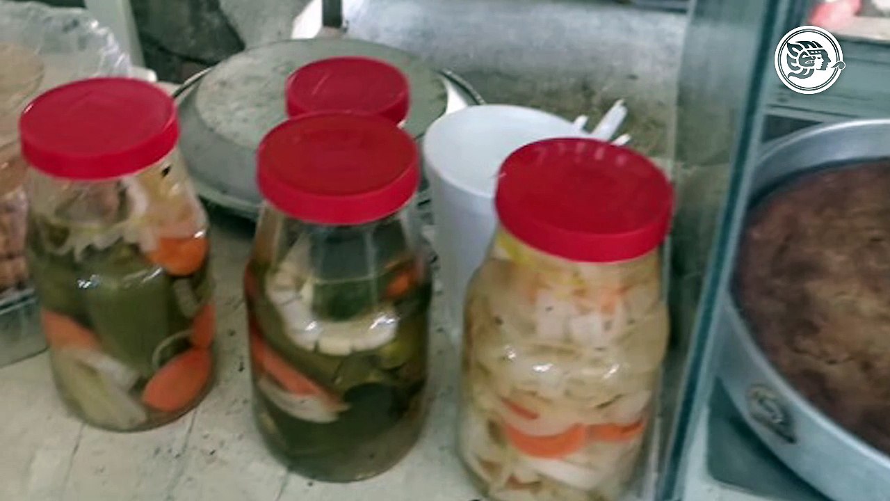 Don Cirilo Ruiz, comerciante con casi 50 años elaborando postres en Nanchital