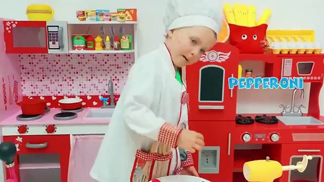 Vania Mania Kids - Emoji Job Challenge at Kidzania