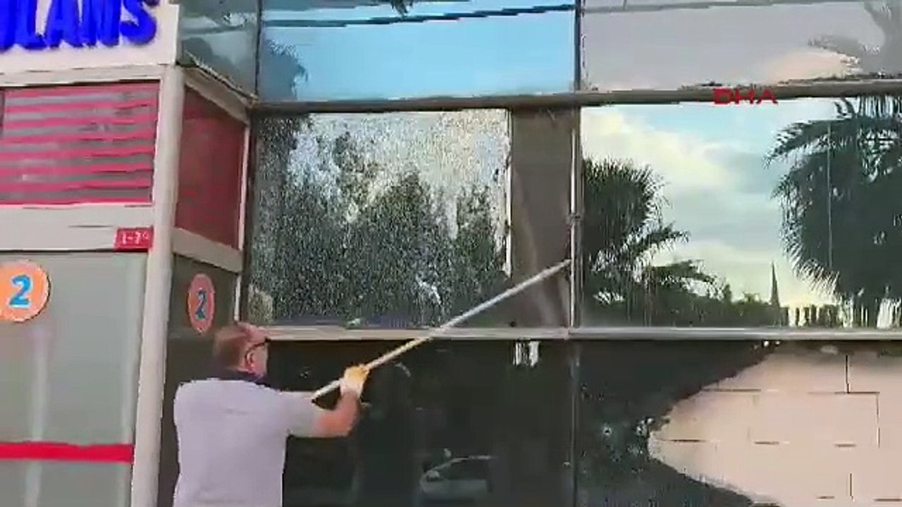 Bahçelievler Devlet Hastanesi’nde silahlı saldırı: Yaralılar var!