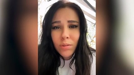 Ferdi Tayfur'un kızı ateş püskürdü! Yani senin sanatçılığın ile benim soyadımın ne alakası var yahu...