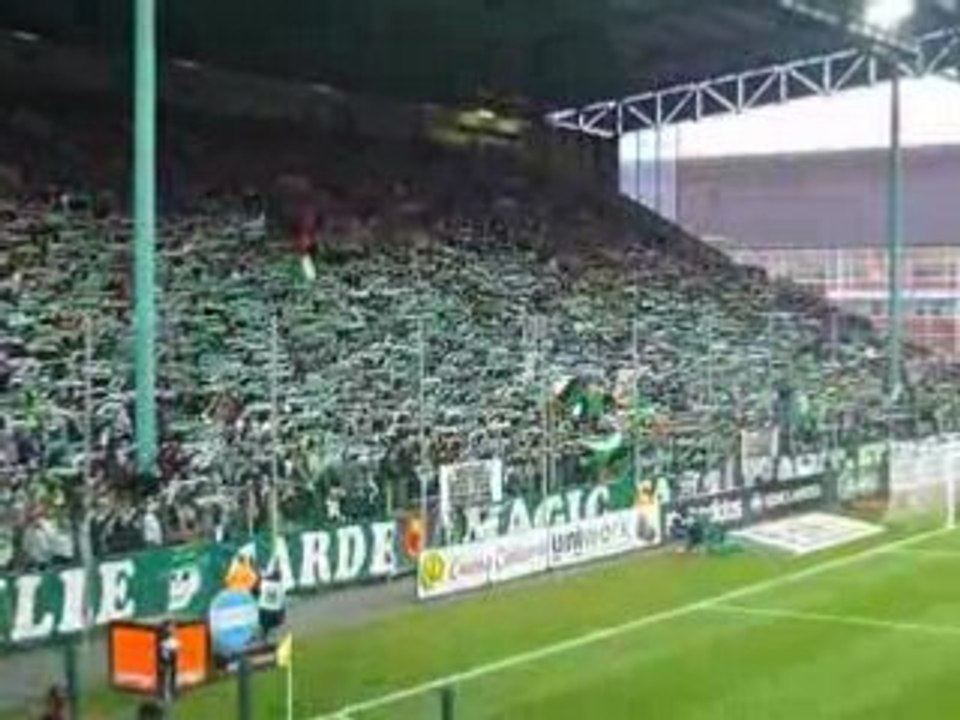 ASSE / Lorient - Tendu écharpes kop nord