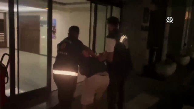 Atatürk'e hakaret eden Burak Keleş gözaltında