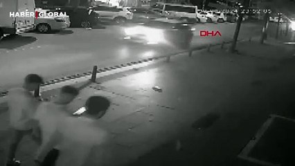 Bahçelievler'de silahlı saldırıya uğrayıp hayatını kaybeden adamın görüntüleri ortaya çıktı