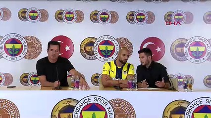 Sofyan Amrabat, Fenerbahçe'ye imzayı attı
