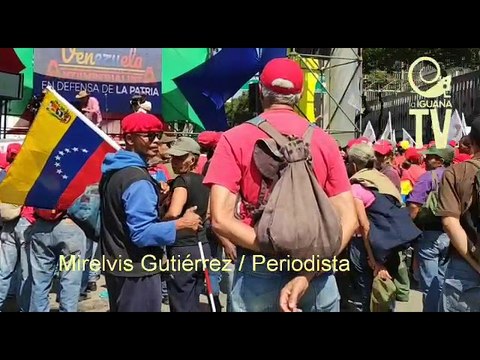 Chavistas calientan los motores: Concentración en la tarima de CANTV en Caracas a las 10am