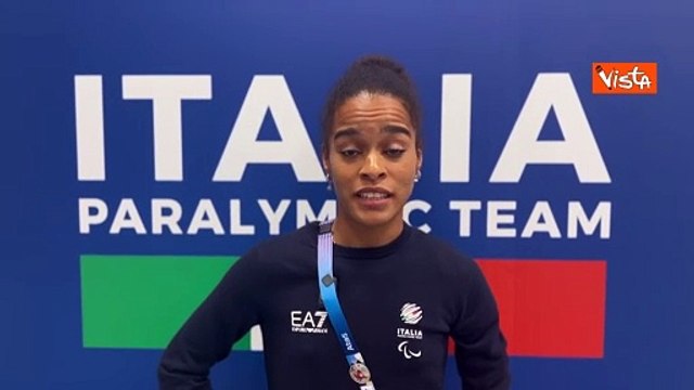 L?atleta paralimpica della polizia: Vorrei che la gente smettesse di guardare al colore della pelle