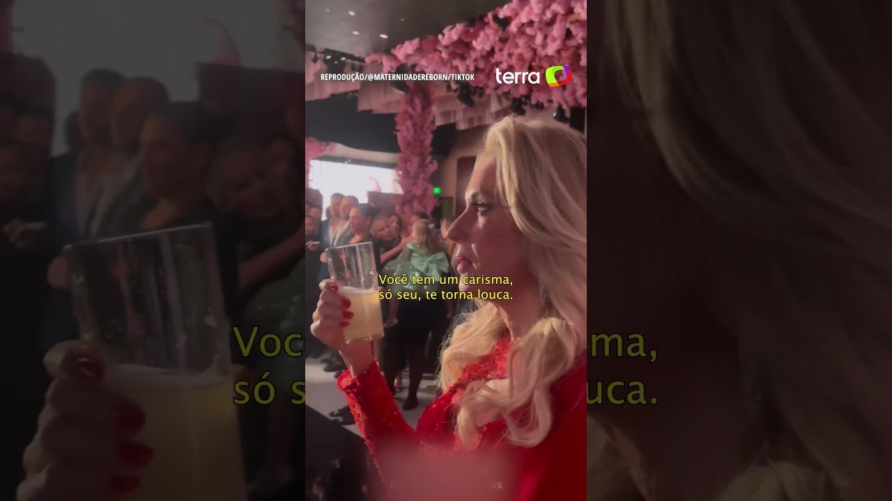 Em tratamento contra leucemia, Fabiana Justus aparece de surpresa em festa de Rafa