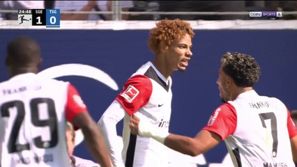 Bundesliga : Ekitike marque son premier but avec un incroyable tir ! ⚽