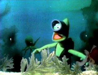 Scuba diver, fish and clam - Octopus' Garden (nightcore)