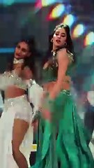#JanhviKapoor did sizzling dance performance at #Filmfare Awards night in Dubai  #nadiyonpaar