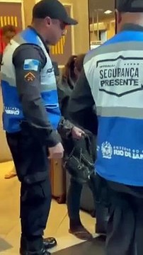 mulheres são presas após acusadas de racismo