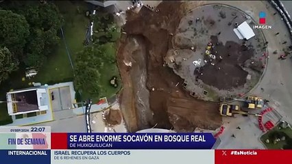 Se abre socavón de 10 metros de largo en Huixquilucan, Estado de México