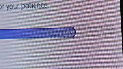 Frustración y sitios colapsados al iniciar la venta de entradas para la gira de Oasis