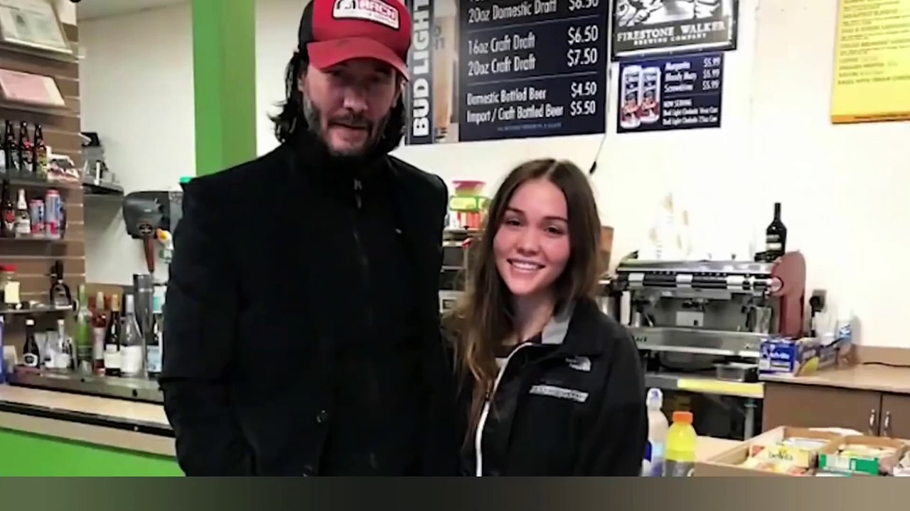Proof that Keanu Reeves is the nicest man in Ho...