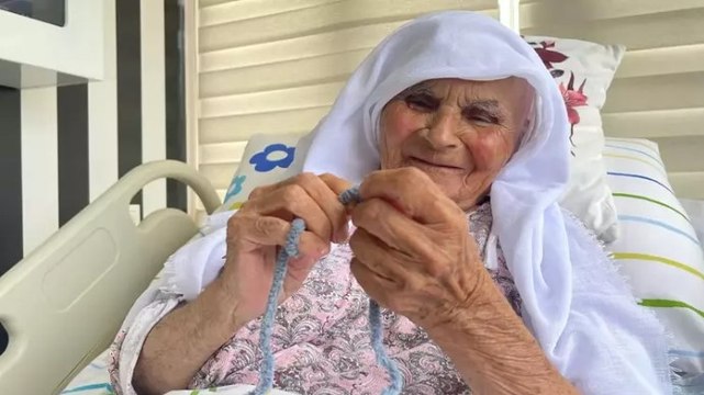 108 yaşındaki Gülten Nine hiç ilaç kullanmıyor, neşesiyle herkesi kendine hayran bırakıyor