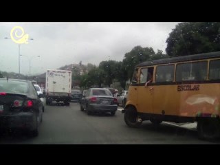 #EnLaPIsta Fuertes colas en la Valle-Coche (+Venta de lubricante)