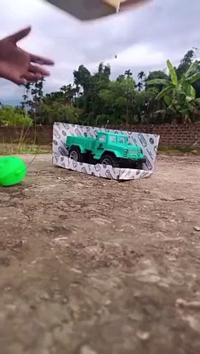 Remote control truck
