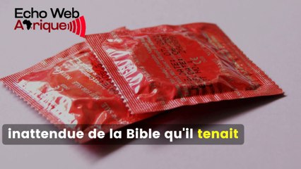 En plein culte, des préservatifs tombent de la Bible d’un pasteur