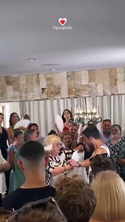 Ανδρέας Γεωργίου: Ντύθηκε γαμπρός - Τα πλάνα απ...