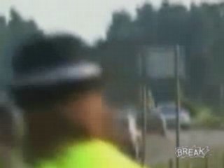 Crazy Kid Taunts Cops