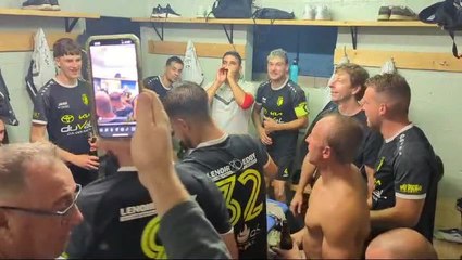 Petigny-Frasnes 1 - Condrusien 0. La fête dans le vestiaire local.