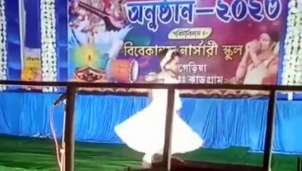বাজলো যে ঘুঙরু তালে সারাক্ষণ || Bajalo Je Ghuṅgru Tālē Sārākṣaṇa || Dance Cover By Barnali Dehuri || Stage program