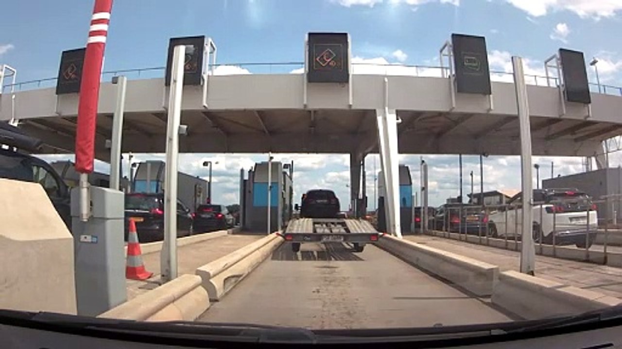Au péage de l'autoroute