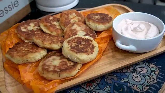 مطبخ ام وليد بطاطا محشية فرماج محمرة بدون قلي مع صوص خفيفة و باردة .