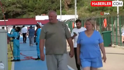 Rus Turistler Amasra'ya Akın Etti