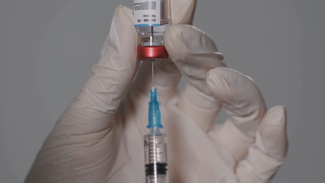 Measles outbreak: What are the risks of MMR and when can you get vaccinated?