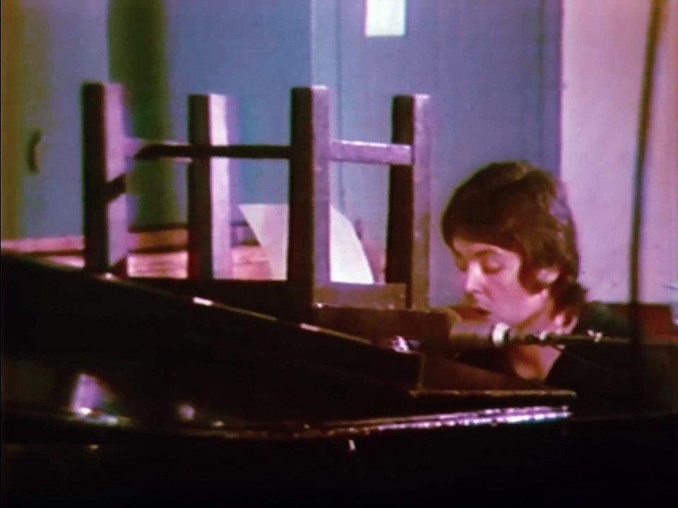 Paul McCartney And Wings - One Hand Clapping Trailer OV