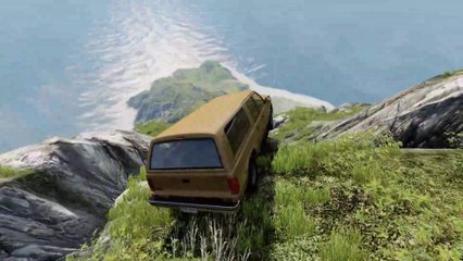 قفز السيارة من قمة الجبل 