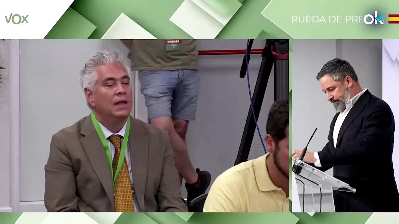 Abascal deja en el aire el apoyo de Vox a los gobiernos autonómicos del PP: "Que llamen al PSOE"