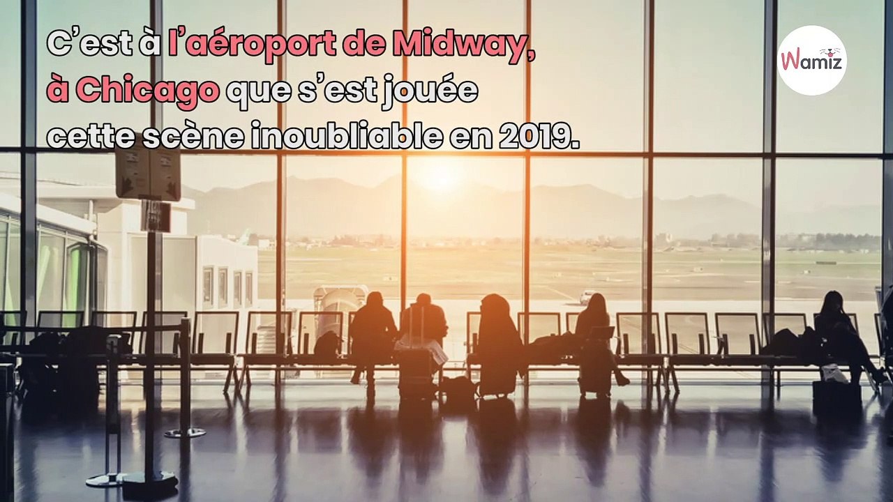 Un homme se met à crier au milieu d’un aéroport : les voyageurs sont sous le choc en découvrant la vérité