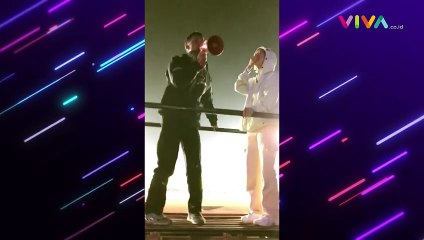 Wanita DIlamar Kekasih di Stadion Malah Kegep Suami Sah