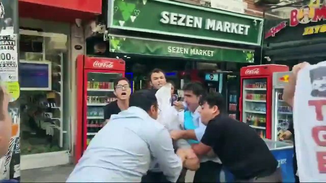 TGB'liler İzmir'de Amerikan askerinin başına çuval geçirdi