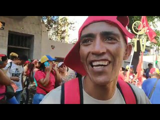 Pueblo revolucionario llegó a Miraflores: La otra cara de la marcha chavista