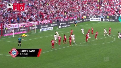 Bayern beat Freiburg as Muller breaks record