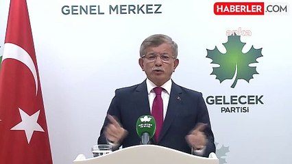 Ahmet Davutoğlu'ndan Teğmenlerin Yemin Törenine Eleştiri