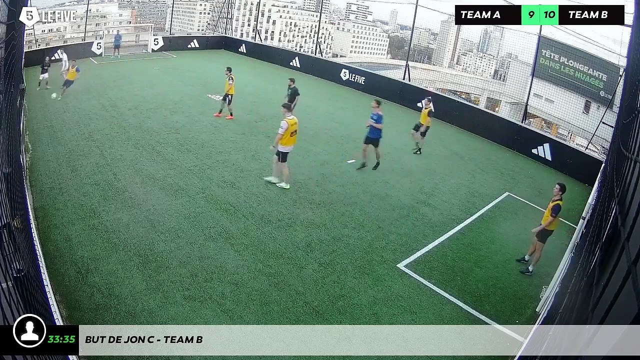 But de Jon C - Team B