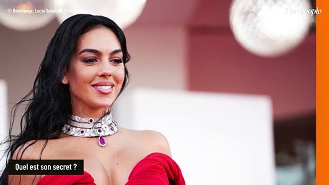 Cristiano Ronaldo à Monaco avec sa belle Georgina, de l'amour...et de sacrées formes !