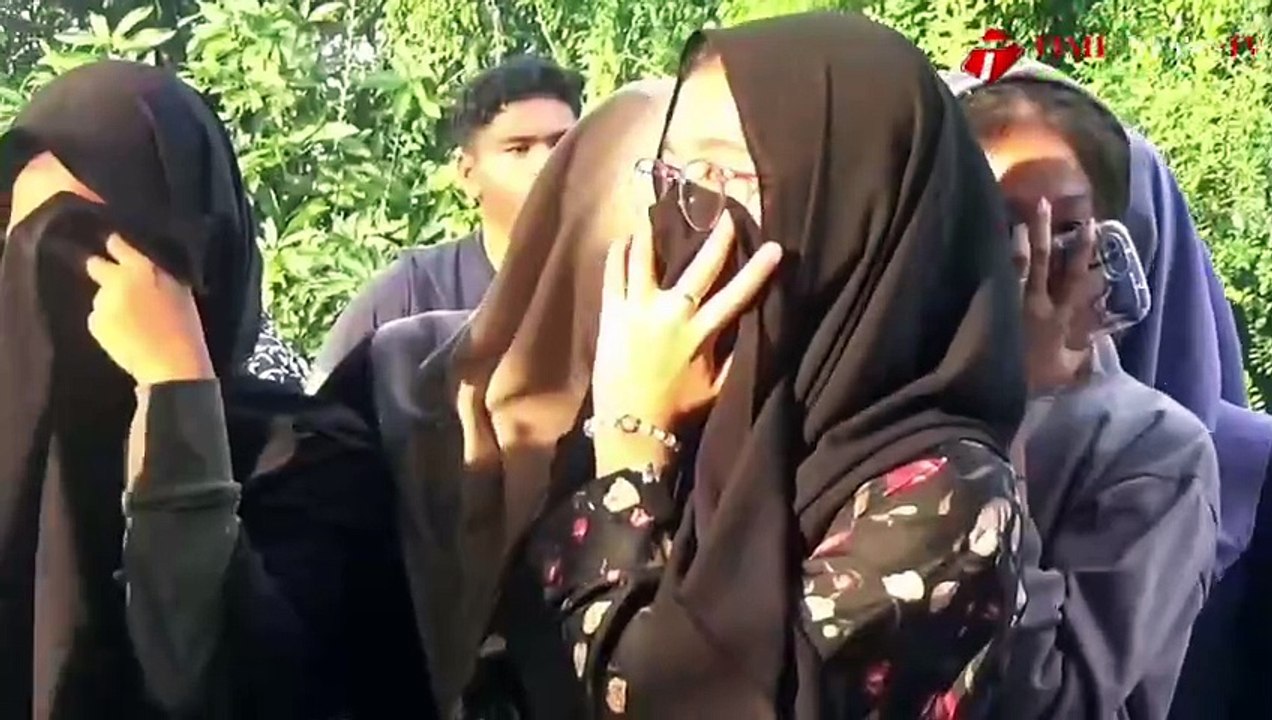 Hisak Tangis Sambut Kedatangan Jenazah Remaja Yang Tewas Ditembak OTK