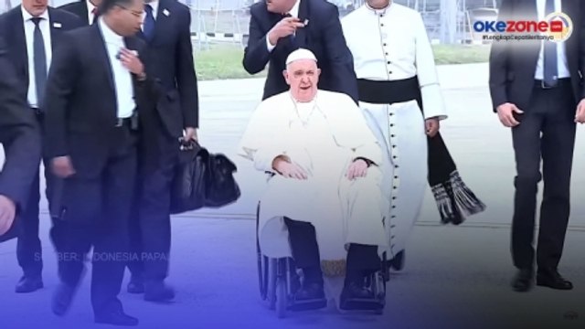 Detik-Detik Paus Fransiskus Mendarat di Tanah Air Via Bandara Soetta