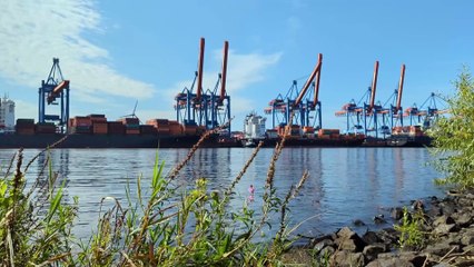 [Ambient Recording] HHLA Container Terminal Altenwerder - 002