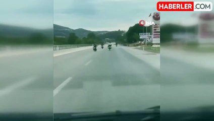 Çanakkale'de gençlerin motosikletle tehlikeli yolculuğu