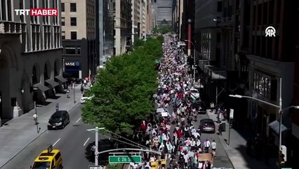 Union Meydanı'nda toplanan binlerce gösterici Gazze'deki savaşı protesto etti