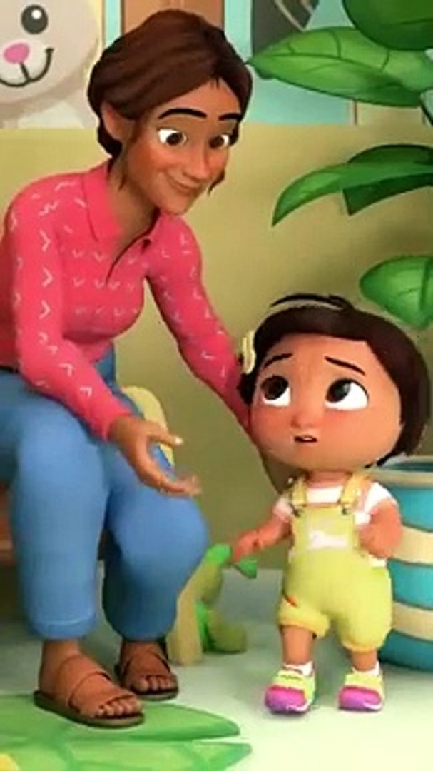 ⁣Baby Nina Learns About the Doctor's Office!